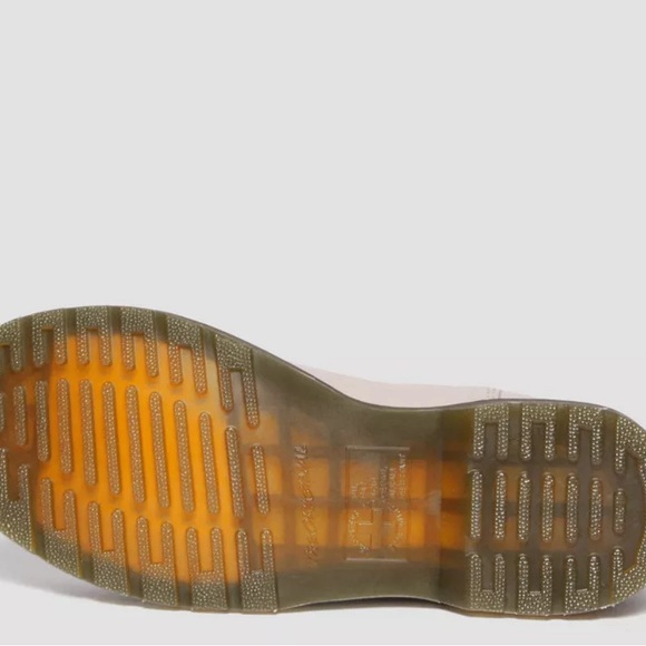 Dr. Martens 2976 Chelsea Boots 7 NWT - Picture 10 of 14